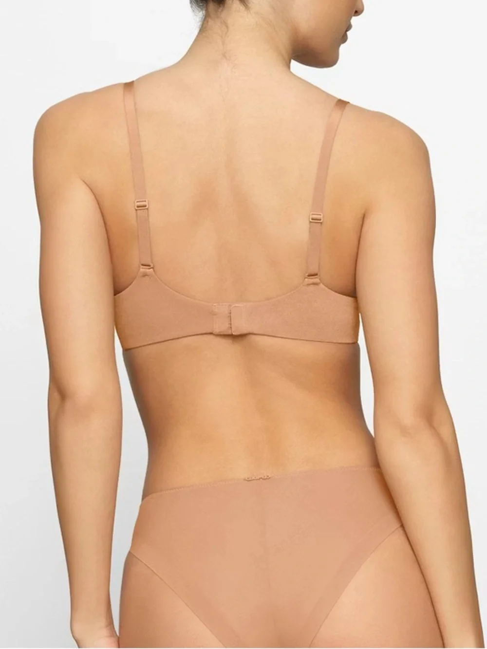 SKIMS WEIGHTLESS SCOOP BRA - Picture 5 of 5